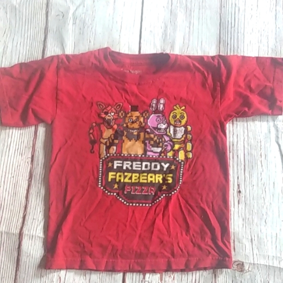 5 nights at Freddy's tee - Picture 1 of 4